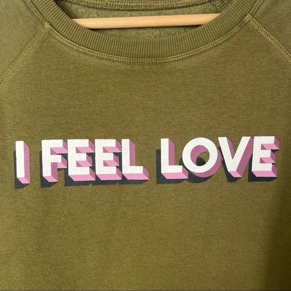 Rebecca Minkoff Olive Green I Feel Love Graphic Crewneck Sweatshirt S - Picture 4 of 5